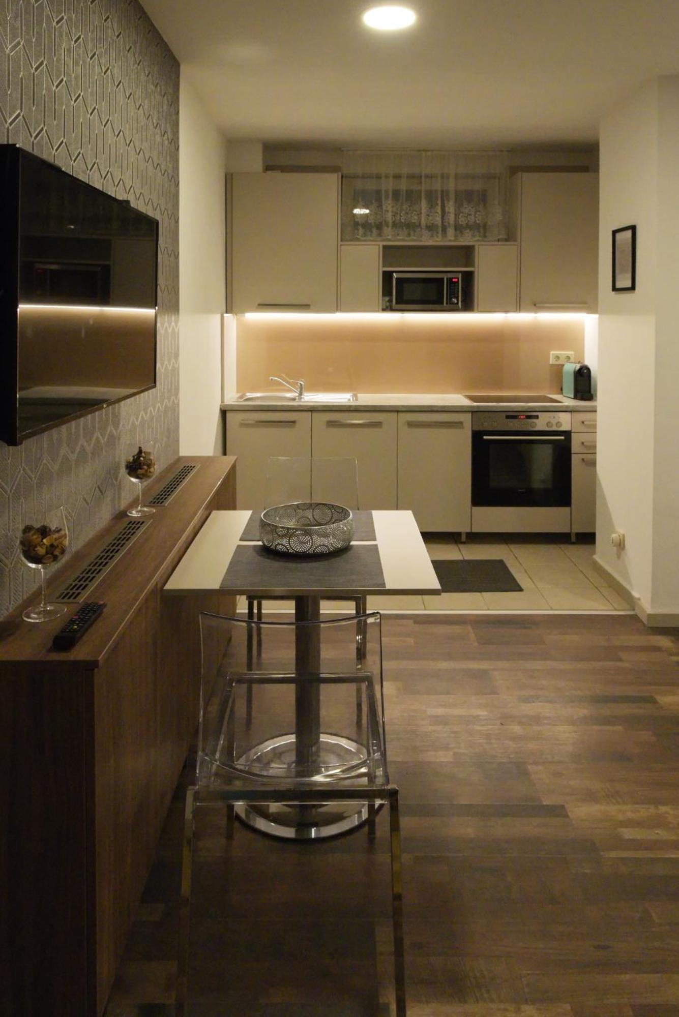 Nice Home Apartment 2 Abda Buitenkant foto
